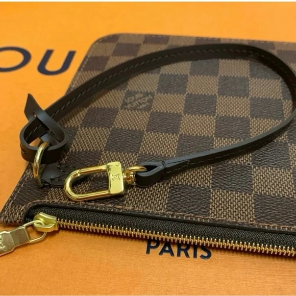 Authentic NEW Louis Vuitton Neverfull GM damier ebene wristlet pouch - Picture 5 of 10